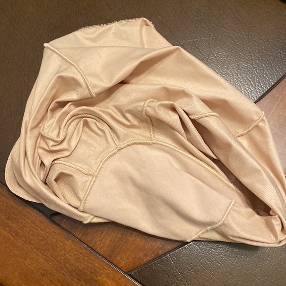 Ruby Ribbon tan shape wear brief size medium - Picture 6 of 6